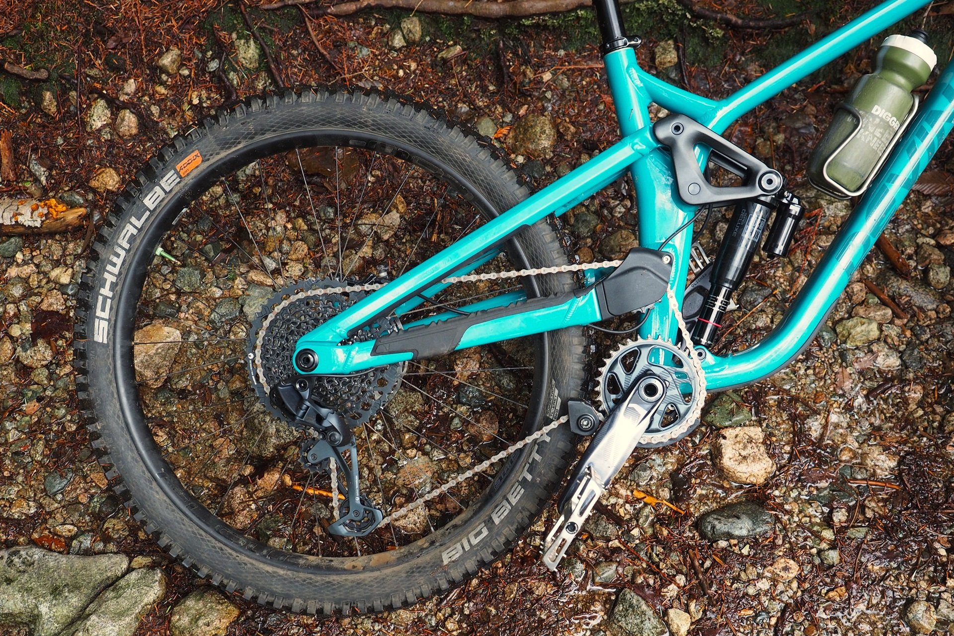 Devinci Chainsaw GX Ride NSMB Andrew Major