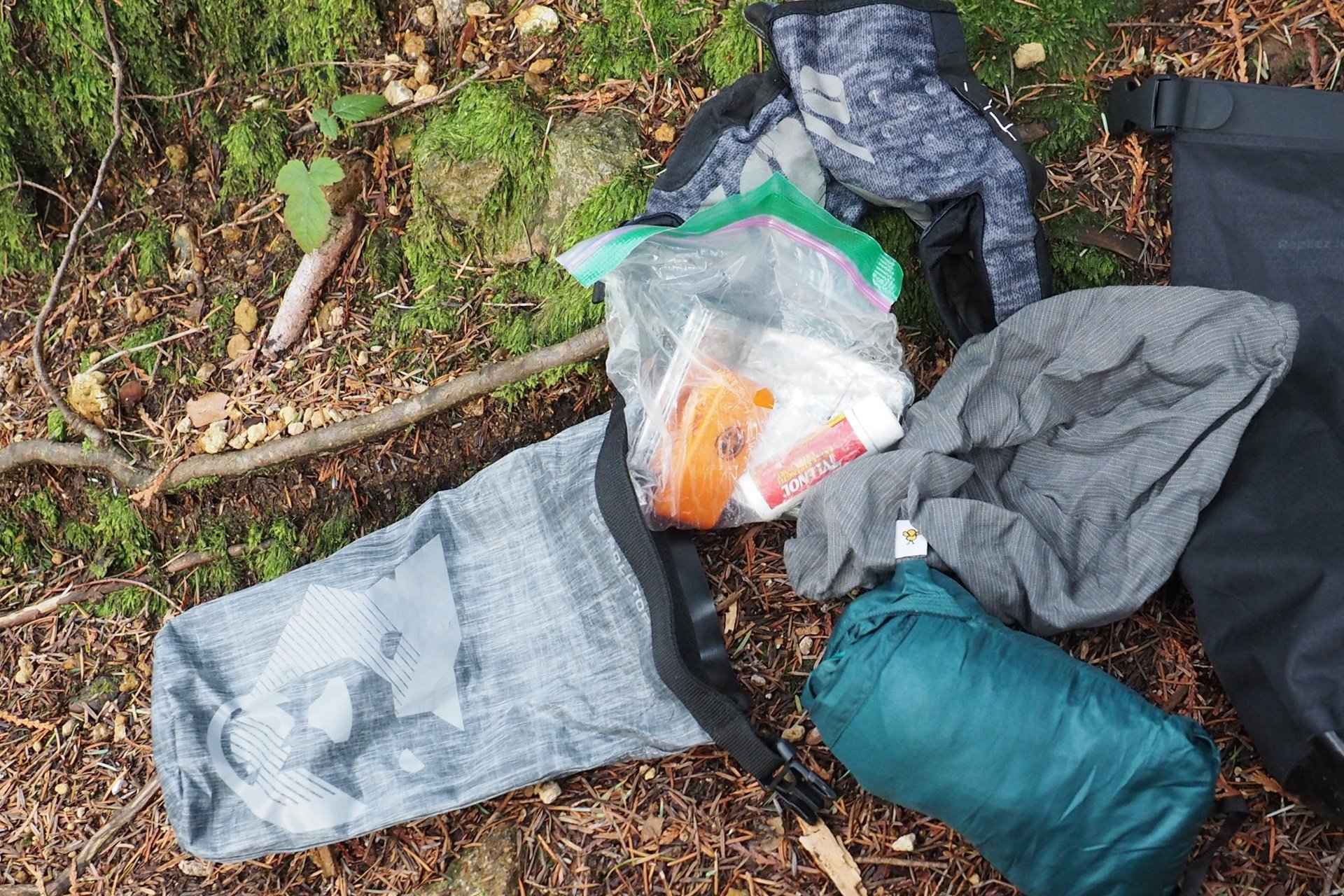 Overpacking EVOC Backpack NSMB Andrew Major (12)