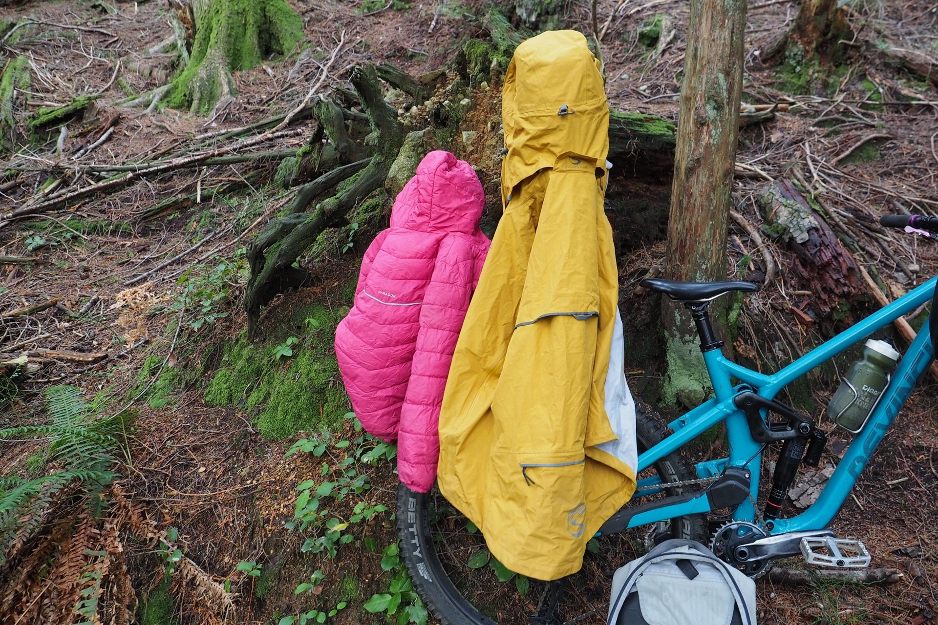 Overpacking EVOC Backpack NSMB Andrew Major (5)